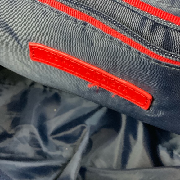 TOMMY HILFIGER CLASSIC TOTE PURSE - Picture 6 of 6